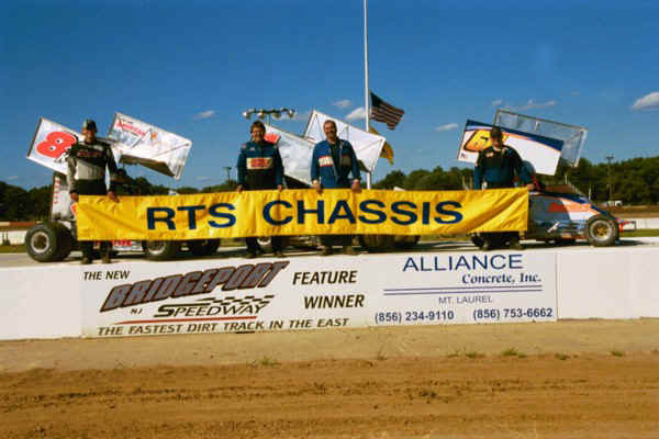 Bridgeport Speedway 6-20-04-6.jpg (124568 bytes)